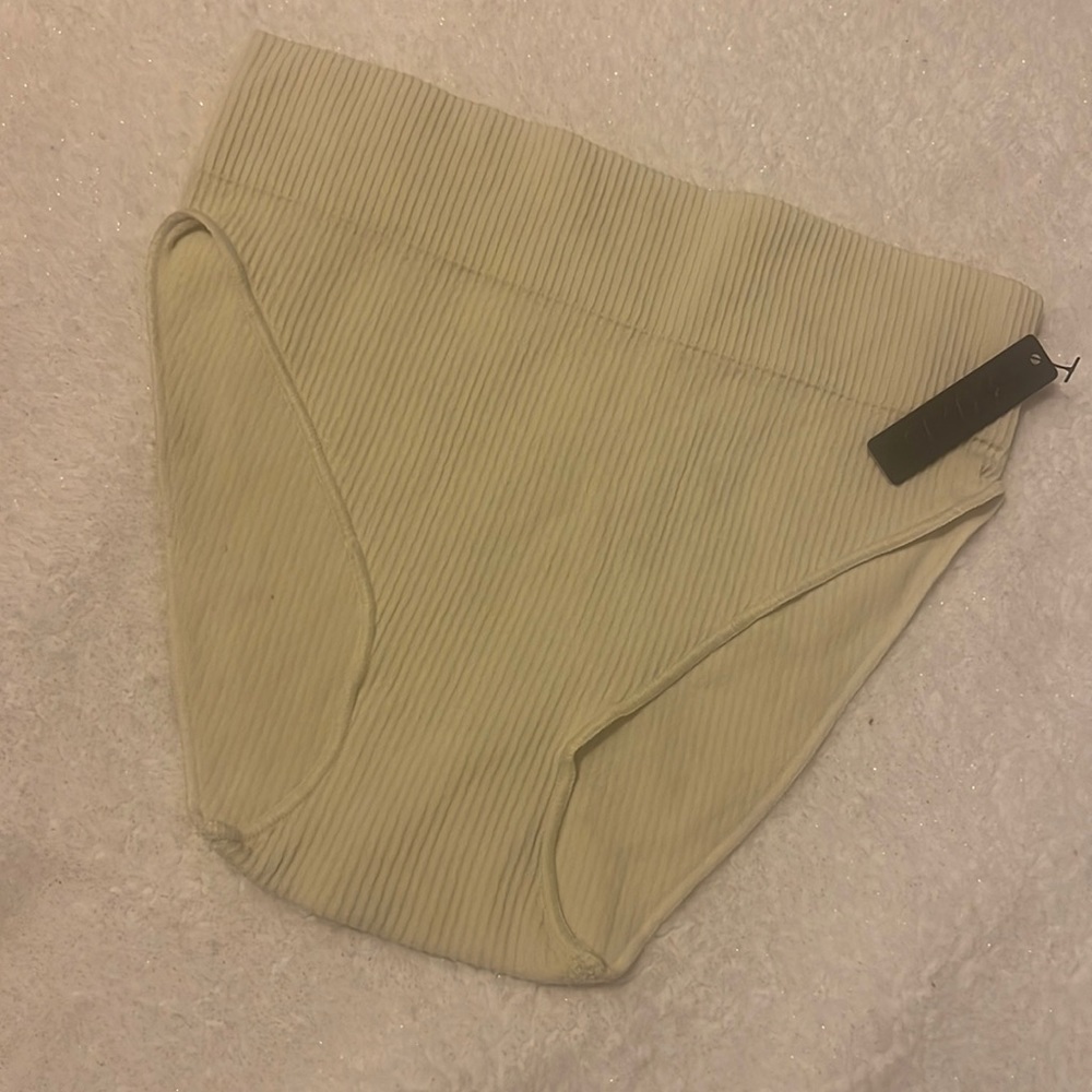NWT SKIMS Stretch Rib Briefs (8) XS/XXS Tan & (2) S/M Beige